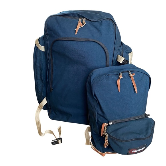 Eastpak Travel Bag Carry On Backpack Zip Off Pack 4-1 Navy Blue Leather Handles - Picture 11 of 15